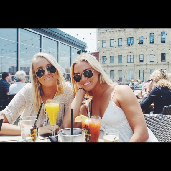 RayBan Aviators - Picture 6 of 6